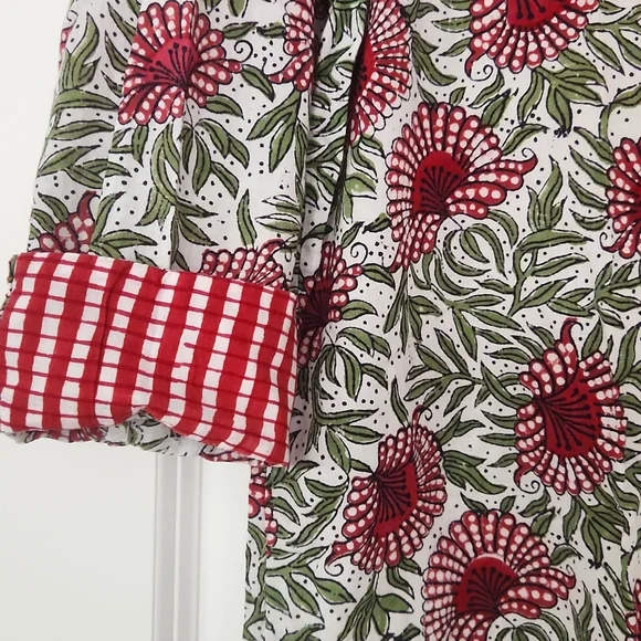 Gretchen Scott beautiful, cotton, button down shirt in great condition!🌺 - Picture 4 of 8